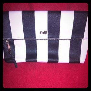 Black and white medium size clutch